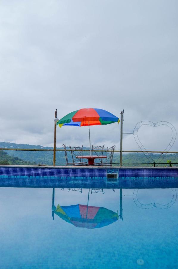 Spring Valley Mahabaleshwar 潘奇加尼 外观 照片